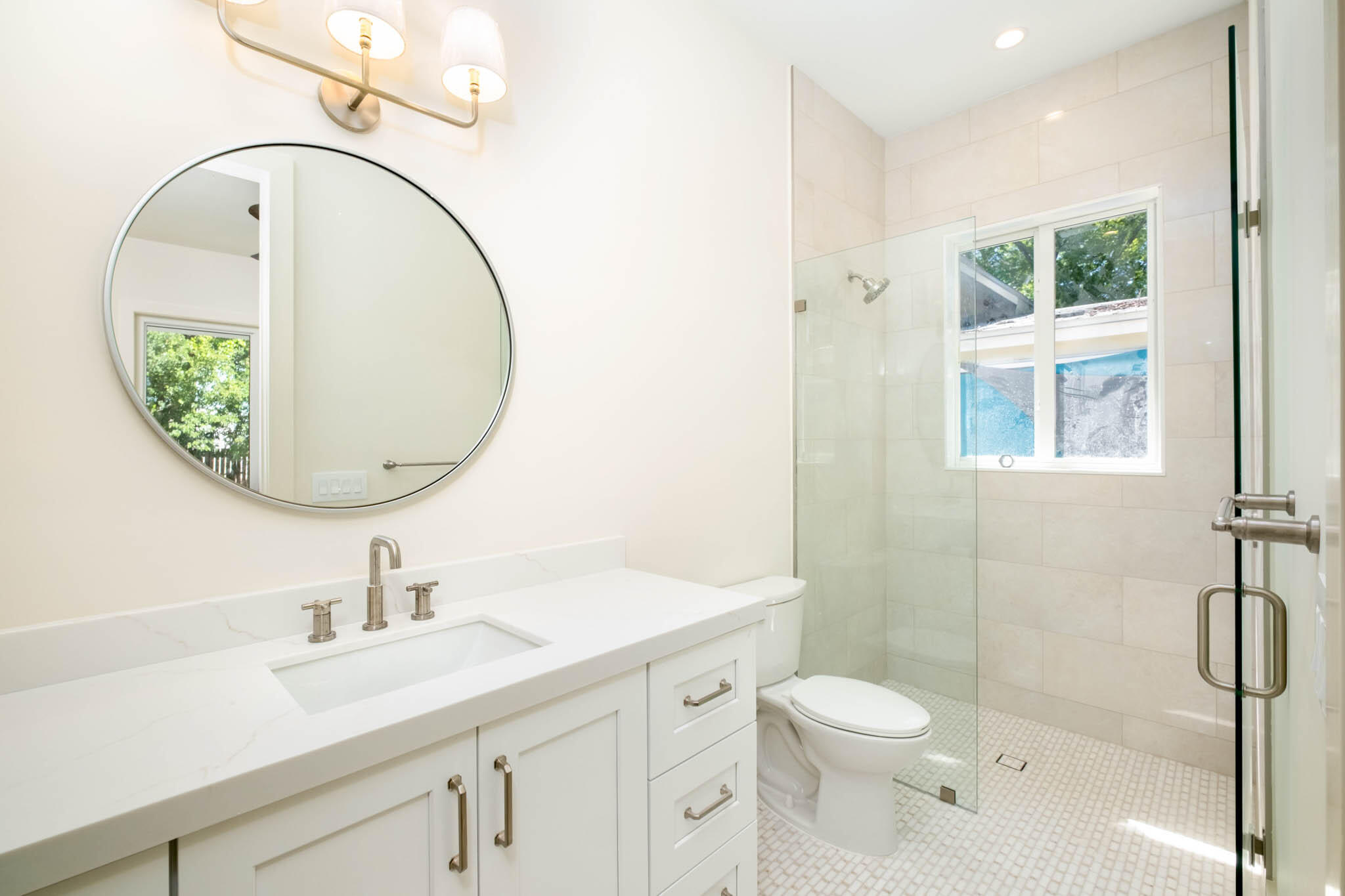 36 Park Road Islamorada, FL 33036 - Photo 20 of 40 2nd Bathroom