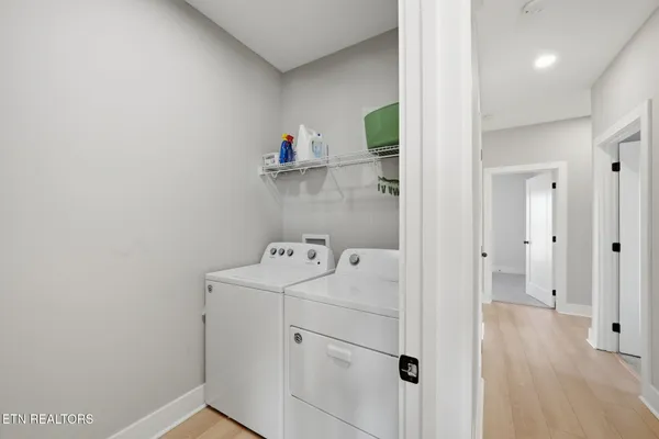 $875,000 | 806 River Drive, Blaine, TN 37709