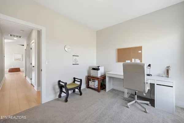 $875,000 | 806 River Drive, Blaine, TN 37709