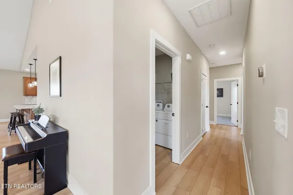 $875,000 | 806 River Drive, Blaine, TN 37709