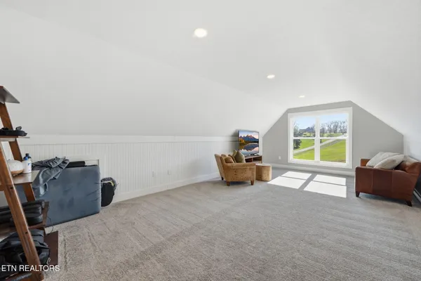 $875,000 | 806 River Drive, Blaine, TN 37709