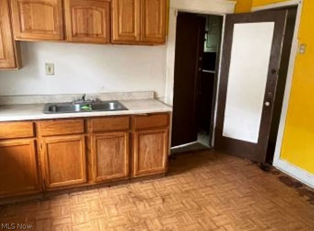 1606 Eddington Road Cleveland, OH 44118 - Photo 5 of 16 Gallery Image 5