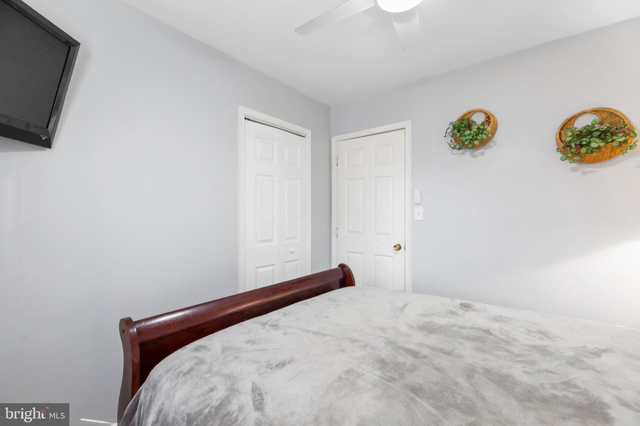 1014 Eastern View Drive Fredericksburg, VA 22405 - Photo 15 of 34 Second bedroom