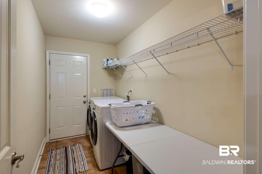 244 Meadow Run Loop East Foley, AL 36535 - Photo 27 of 41 Laundry