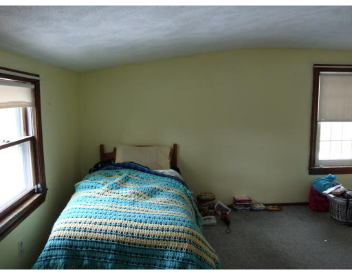 3 Lee Road Sharon, MA 02067 - Photo 5 of 7 Gallery Image 5