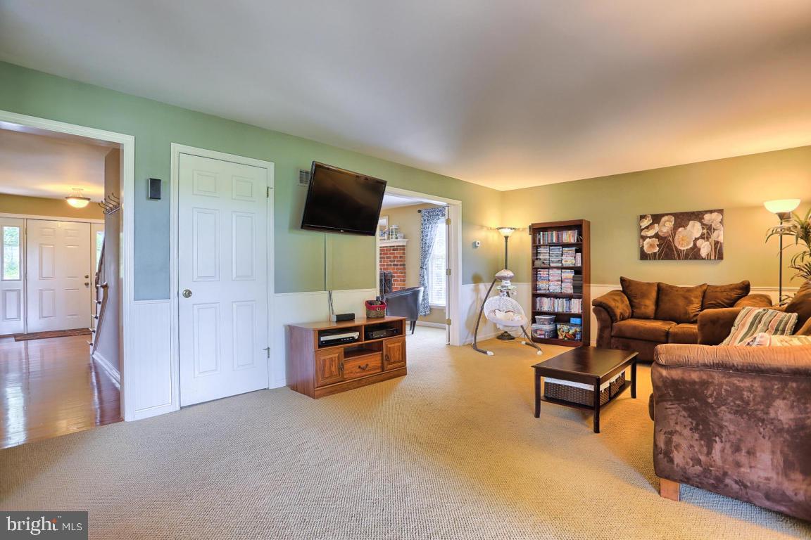 36 Longenecker Road Lititz, PA 17543 - Photo 22 of 54