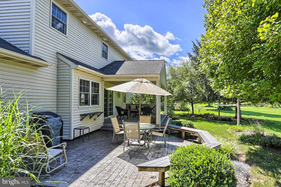 36 Longenecker Road Lititz, PA 17543 - Photo 5 of 54