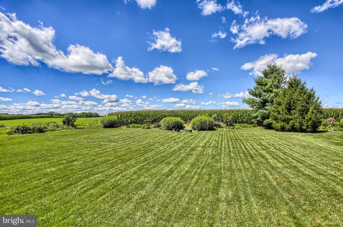 36 Longenecker Road Lititz, PA 17543 - Photo 8 of 54
