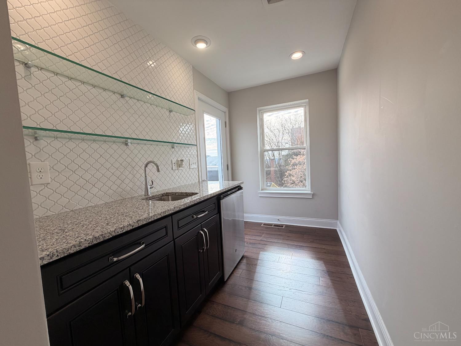 540 Slack Street Cincinnati, OH 45202 - Photo 25 of 36