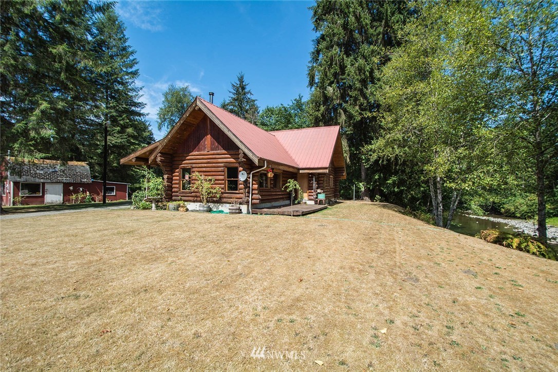 6911 Skinner Road Granite Falls, WA 98252 - Photo 1 of 25 Gallery Image 1