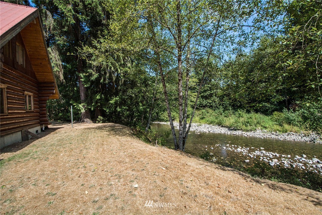 6911 Skinner Road Granite Falls, WA 98252 - Photo 3 of 25 Gallery Image 3