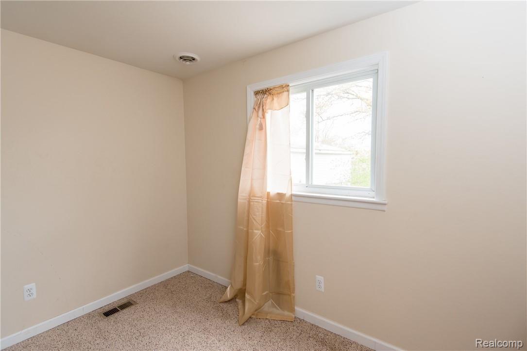 15781 Colbert Street Romulus, MI 48174 - Photo 14 of 21 14-Bedroom 3.jpg