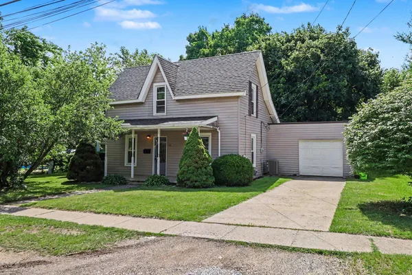 $285,000 | 65 Pleasant Street, Oxford, MI 48371