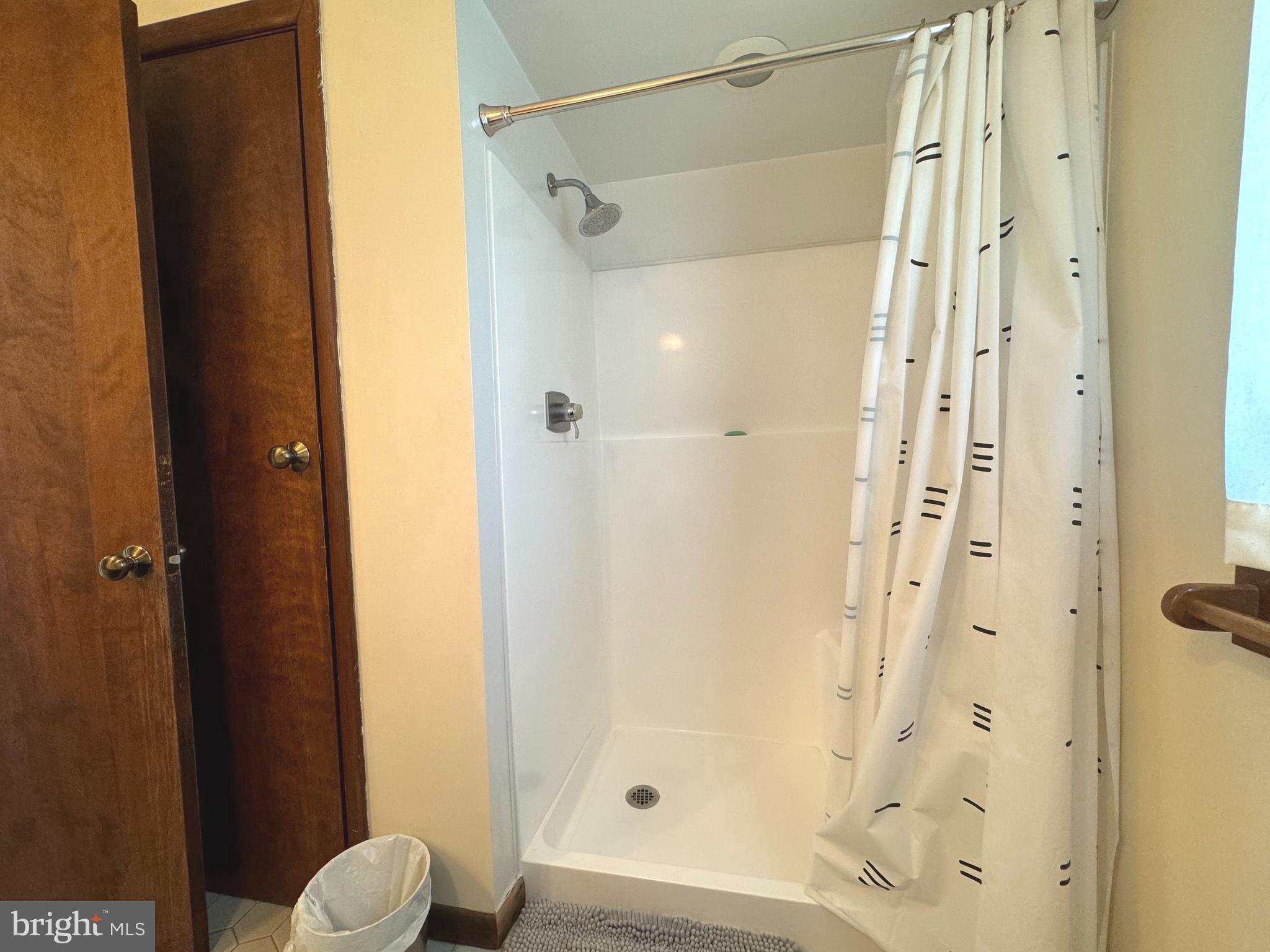 37 Walnford Road Cream Ridge, NJ 08514 - Photo 22 of 41