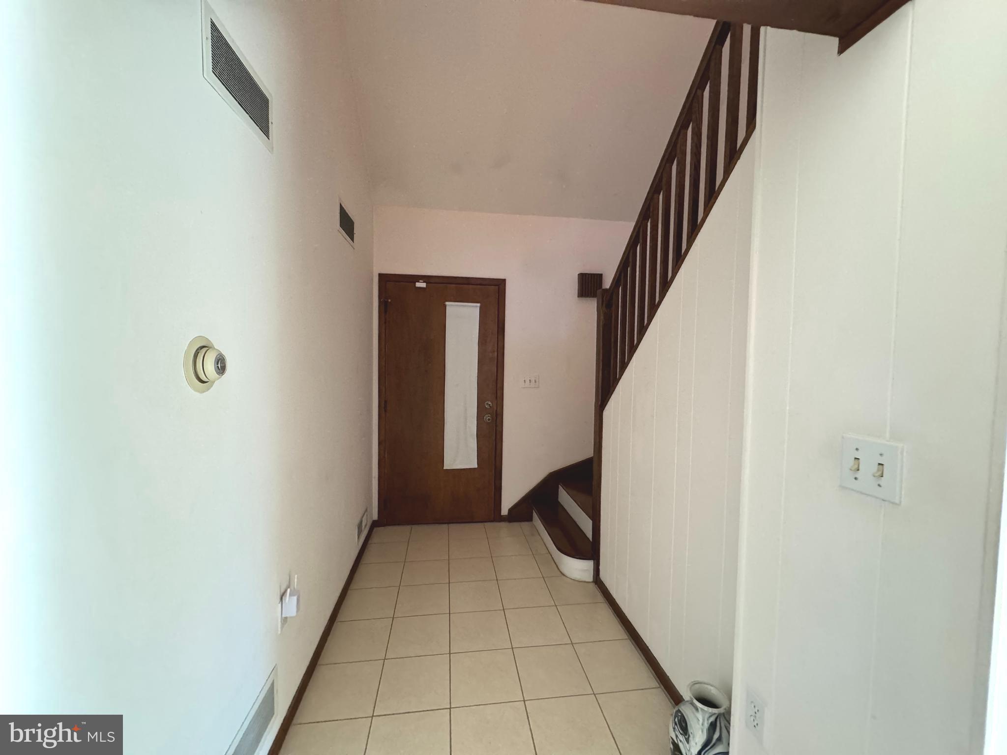 37 Walnford Road Cream Ridge, NJ 08514 - Photo 5 of 41