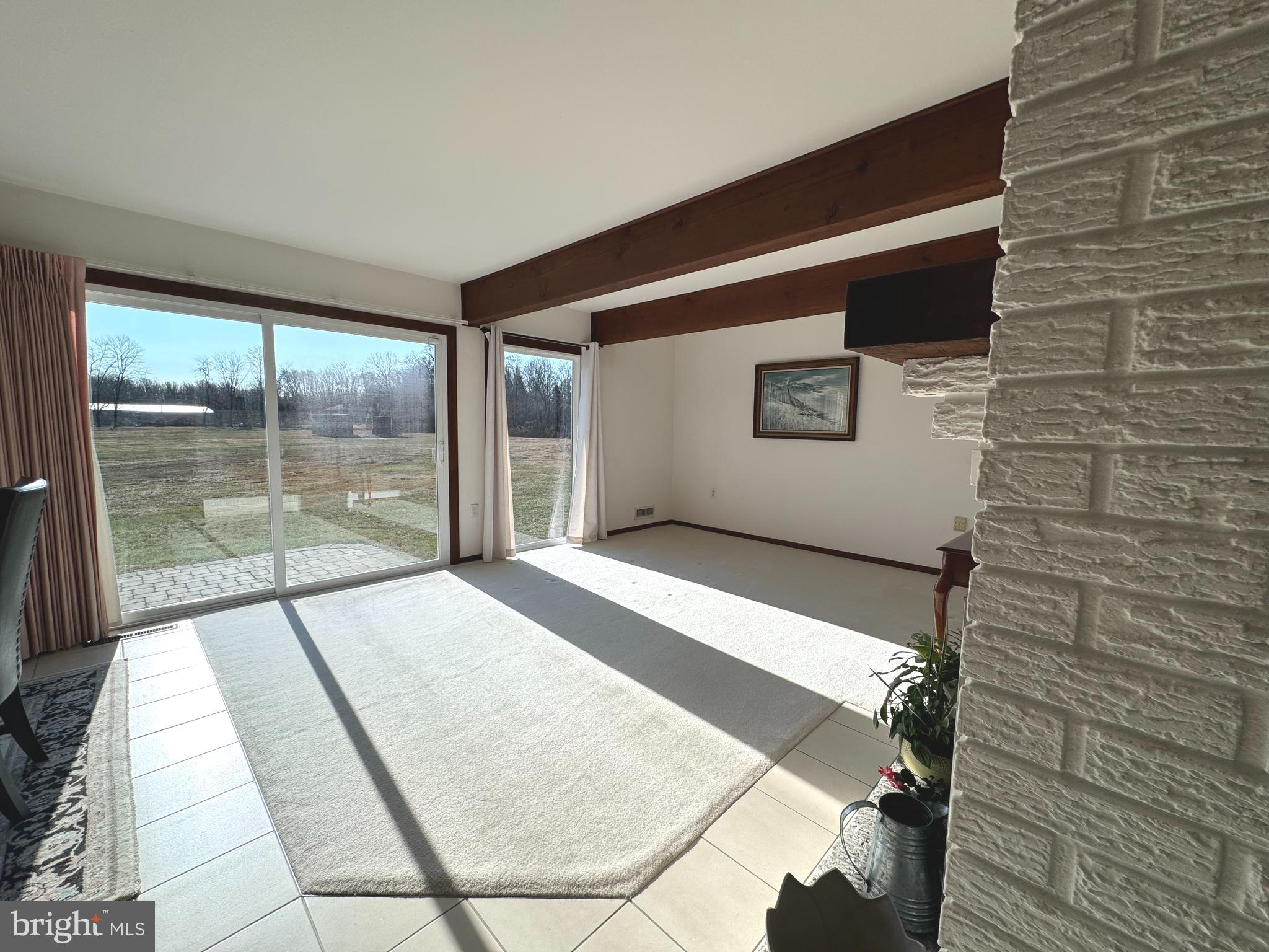 37 Walnford Road Cream Ridge, NJ 08514 - Photo 8 of 41