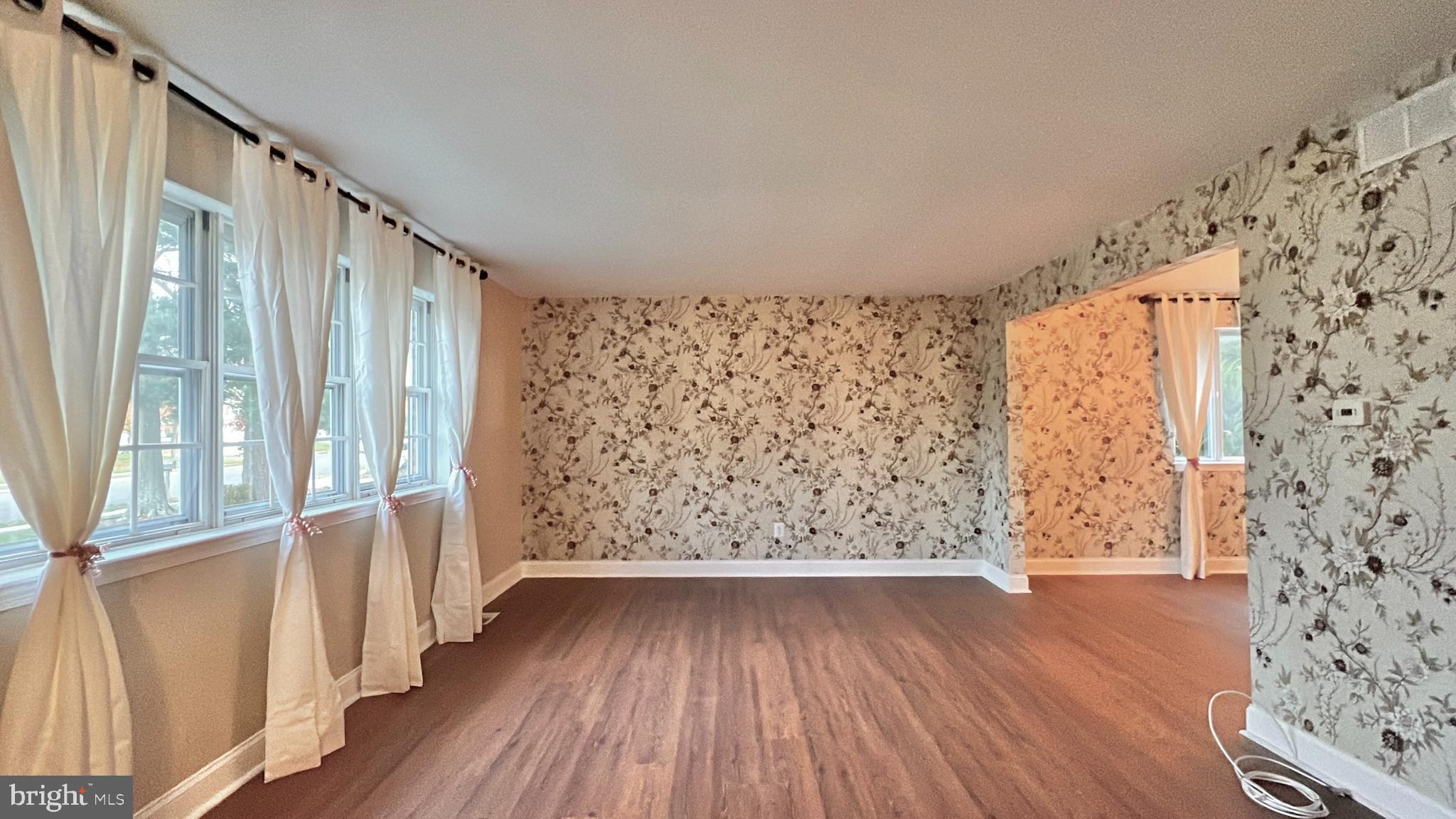 63 Hartford Road Sewell, NJ 08080 - Photo 6 of 35