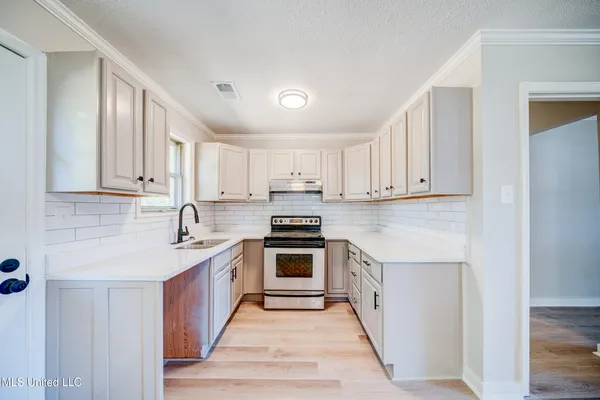 $229,999 | 7384 Woodland Drive, Olive Branch, MS 38654