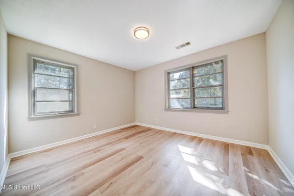 $229,999 | 7384 Woodland Drive, Olive Branch, MS 38654