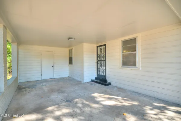 $229,999 | 7384 Woodland Drive, Olive Branch, MS 38654