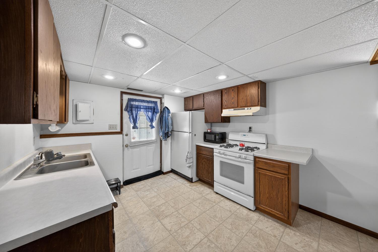 507 3rd Avenue Southwest Kasson, MN 55944 - Photo 37 of 41