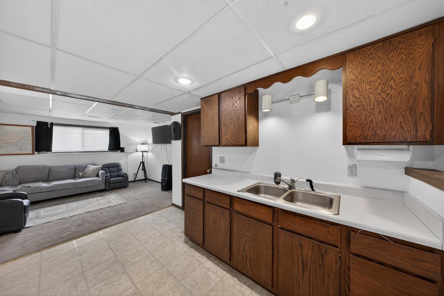 507 3rd Avenue Southwest Kasson, MN 55944 - Photo 38 of 41