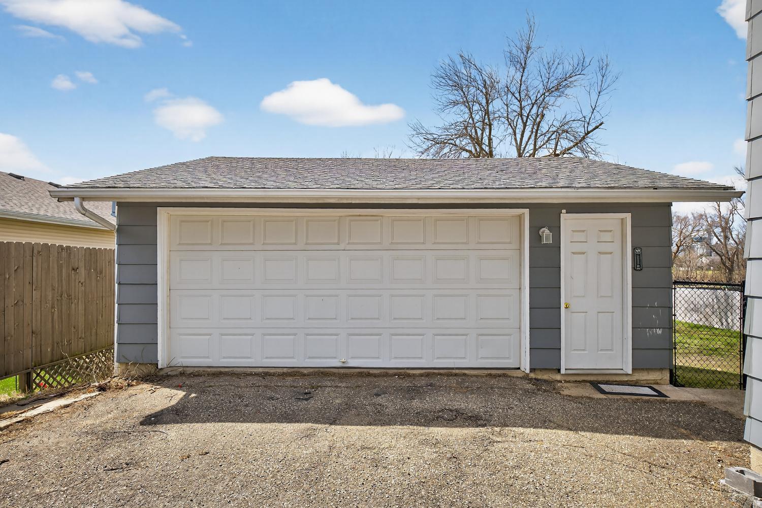 507 3rd Avenue Southwest Kasson, MN 55944 - Photo 4 of 41