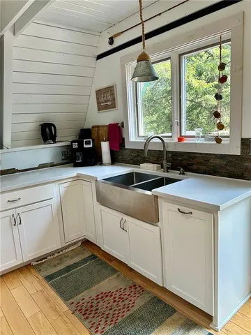 $259,000 | 97 Sugar Lake Drive, Mound City, KS 66056