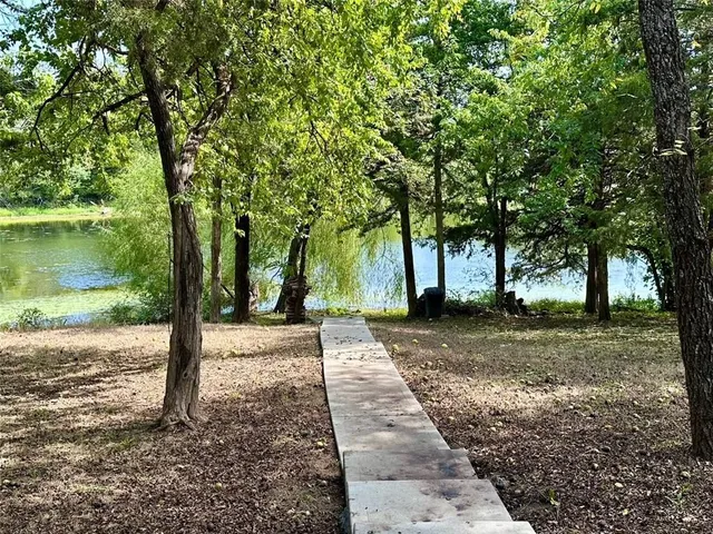 $259,000 | 97 Sugar Lake Drive, Mound City, KS 66056