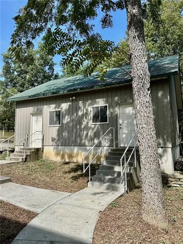 $259,000 | 97 Sugar Lake Drive, Mound City, KS 66056