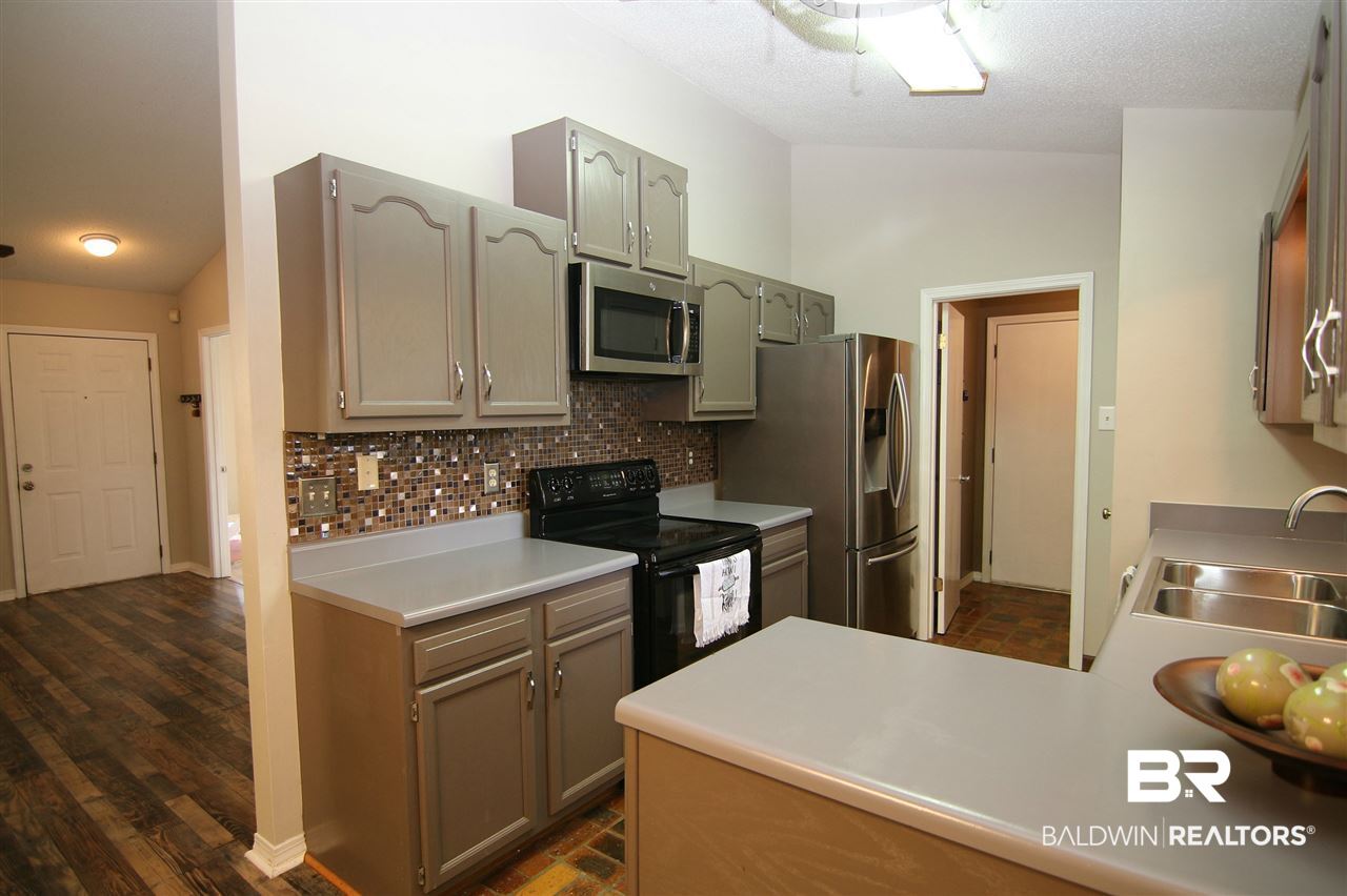 831 Copperfield Drive South Mobile, AL 36608 - Photo 6 of 24 Kitchen