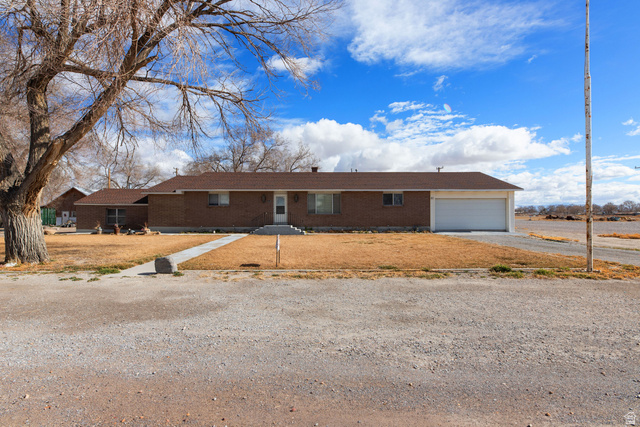 4265 South 4000 W Road Delta, UT 84624 - Photo 1 of 28