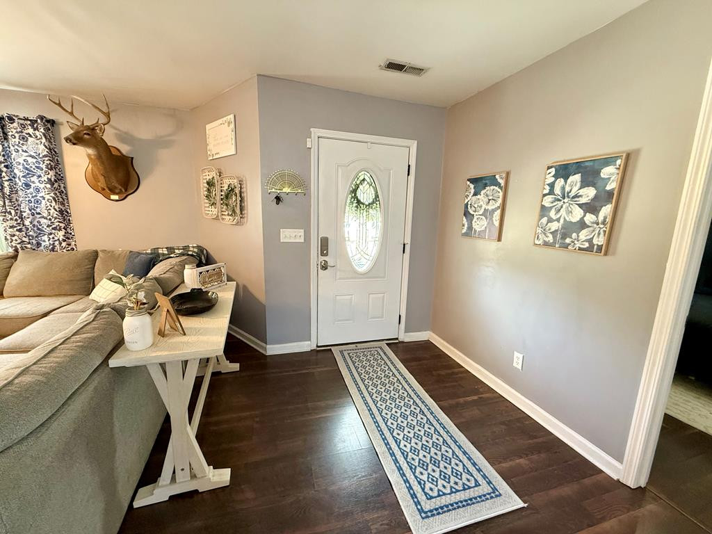 1337 Cheraw Road Cassatt, SC 29032 - Photo 5 of 52