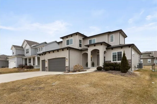 $609,000 | 13322 181st Court, Overland Park, KS 66013