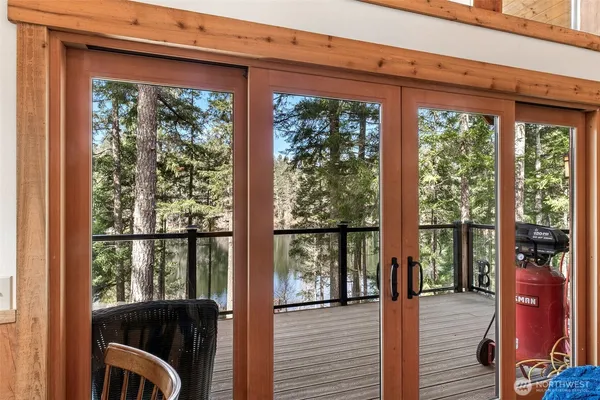 $599,000 | 390 East Emerald Lake Drive, Grapeview, WA 98546