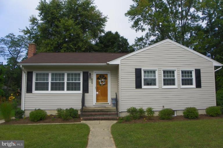 809 Cypress Beach Road Severna Park, MD 21146 - Photo 2 of 16 Windows have been replaced