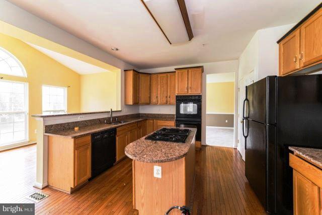 17816 Singh Court Accokeek, MD 20607 - Photo 10 of 25 Interior (General)