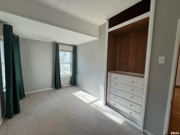 $99,900 | 110 East Bishop Street, Yates City, IL 61572