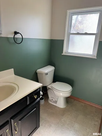 $108,000 | 110 East Bishop Street, Yates City, IL 61572