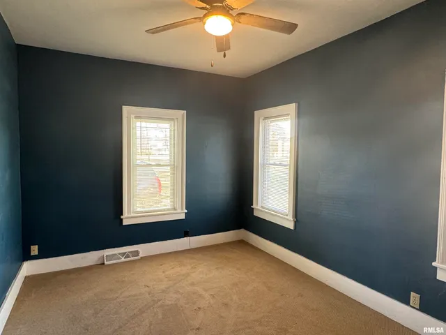 $108,000 | 110 East Bishop Street, Yates City, IL 61572