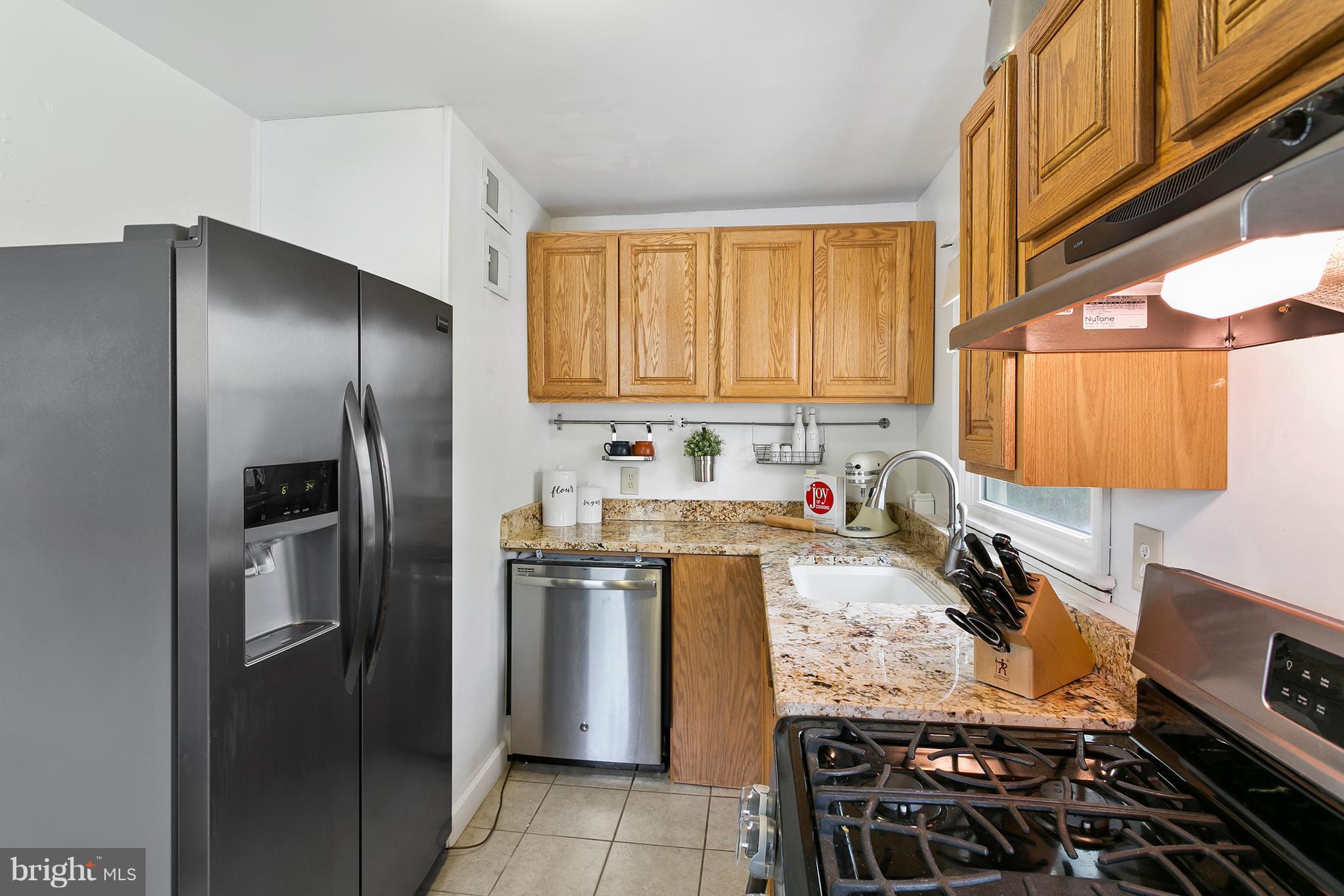 6808 Quander Road Alexandria, VA 22307 - Photo 14 of 27 Kitchen