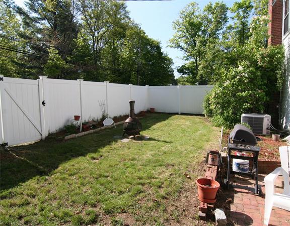 10 Elmhurst Road Stoneham, MA 02180 - Photo 18 of 19 Gallery Image 18
