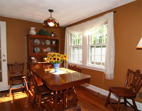 10 Elmhurst Road Stoneham, MA 02180 - Photo 6 of 19 Gallery Image 6