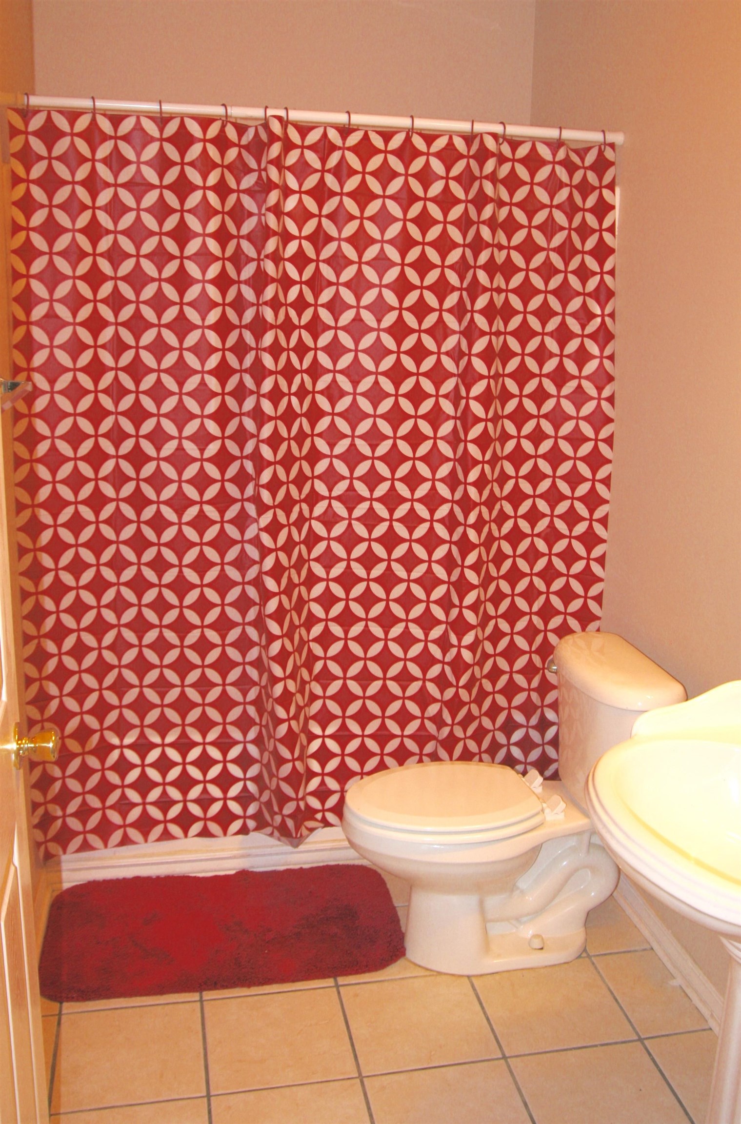 9394 Villas Drive Foley, AL 36535 - Photo 3 of 33 Hall bath