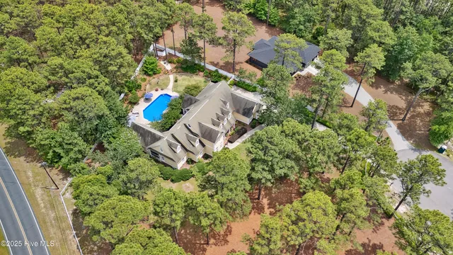 $1,450,000 | 307 Lazar Lane, Southern Pines, NC 28387
