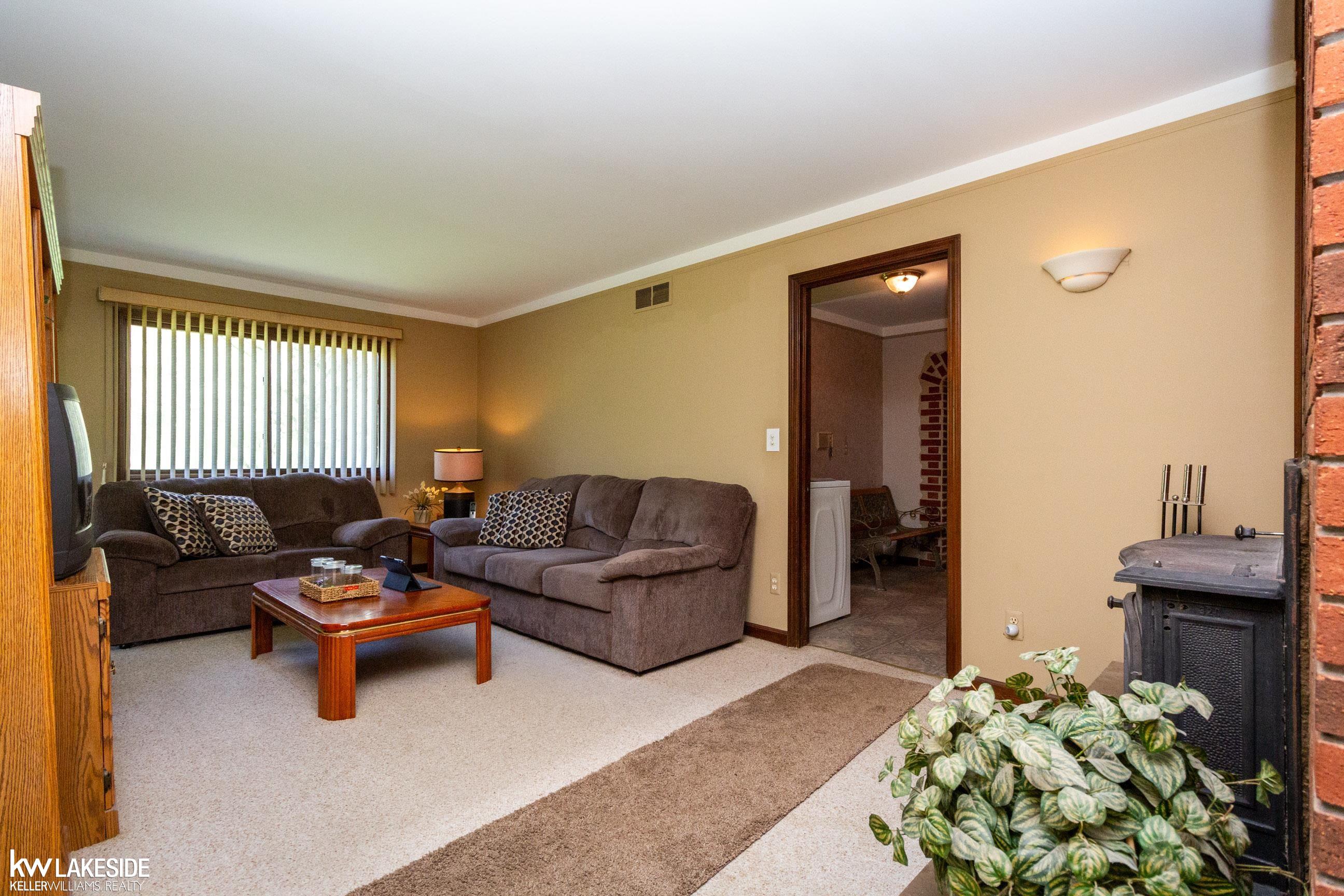 16044 Hough Road Allenton, MI 48002 - Photo 17 of 48 50157279-BABCF6BE-B596-4E9E-A6D0-A45984C21D41.JPG