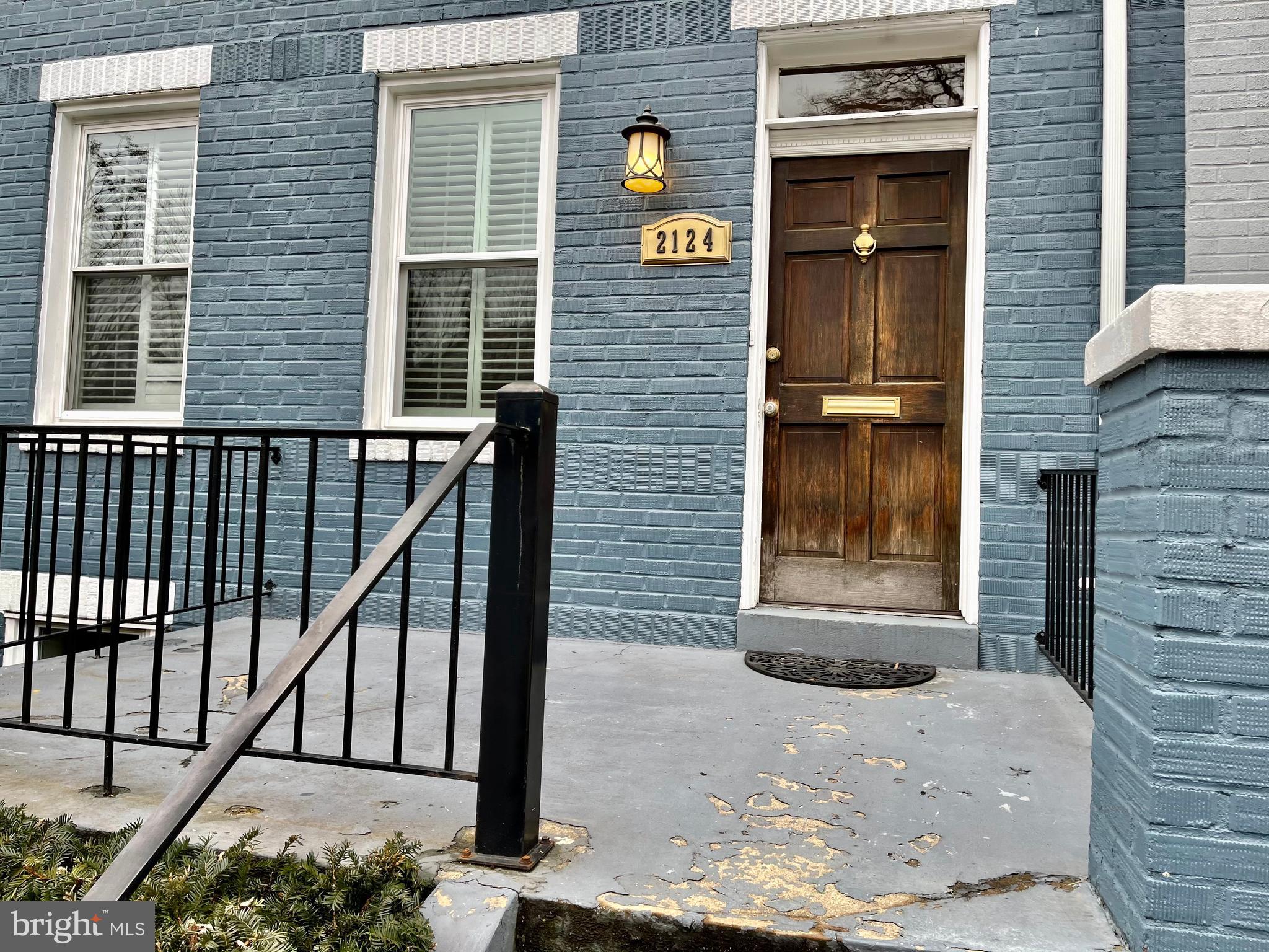 2124 37th Street Northwest Washington, DC 20007 - Photo 2 of 29