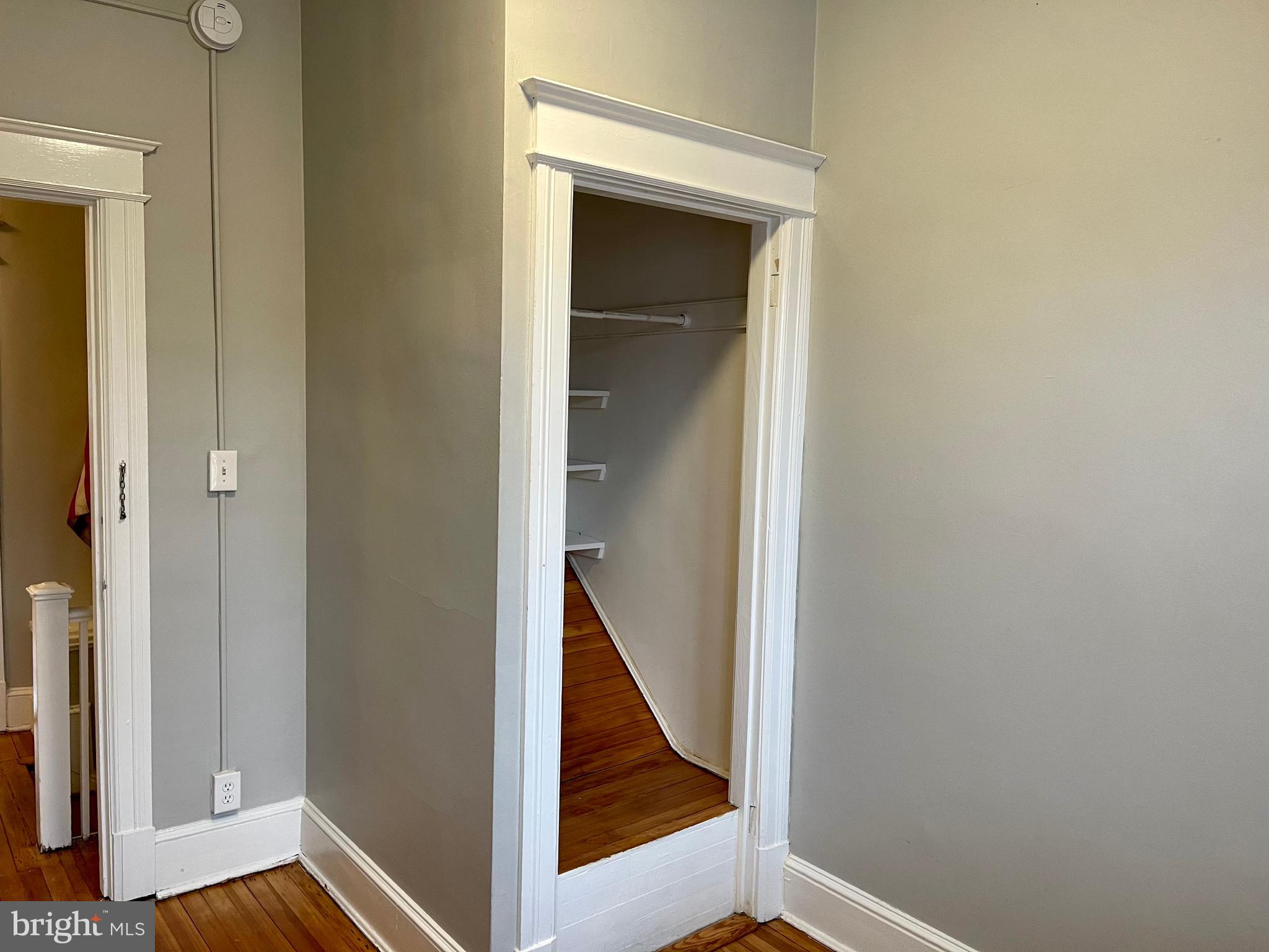 2124 37th Street Northwest Washington, DC 20007 - Photo 11 of 29