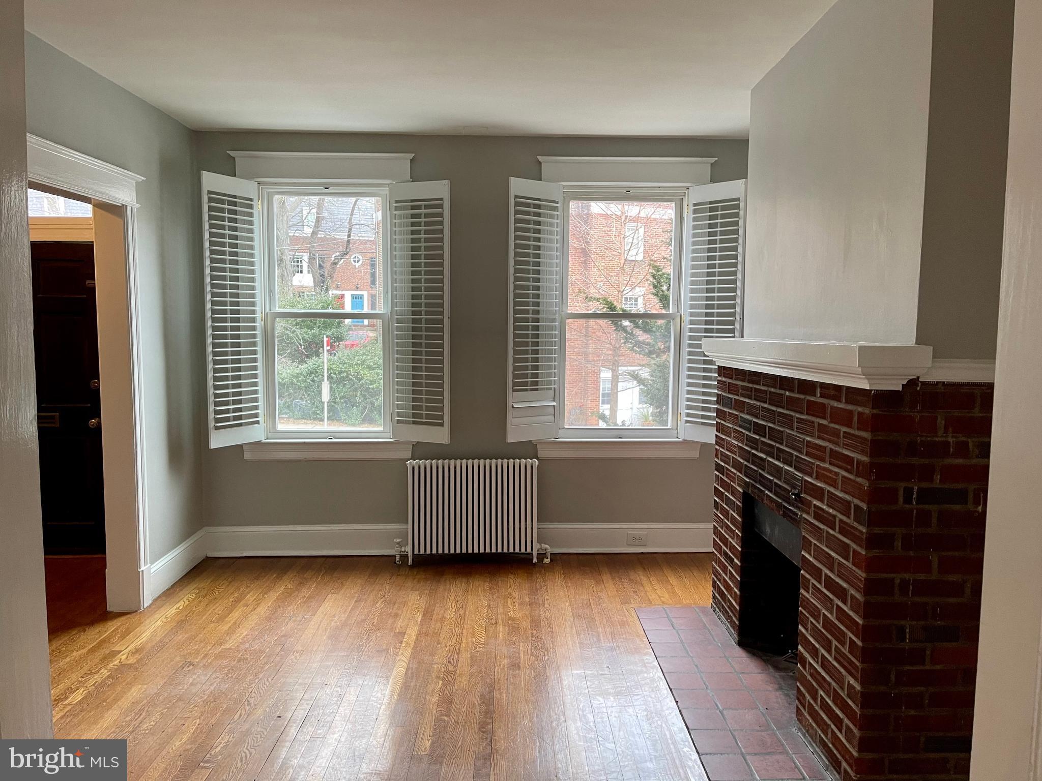 2124 37th Street Northwest Washington, DC 20007 - Photo 3 of 29