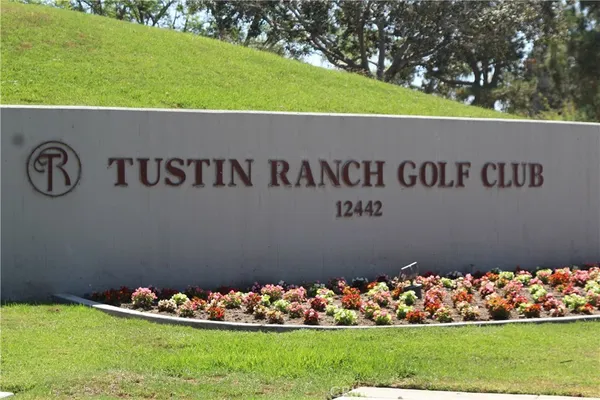 a view of a house with a big yard